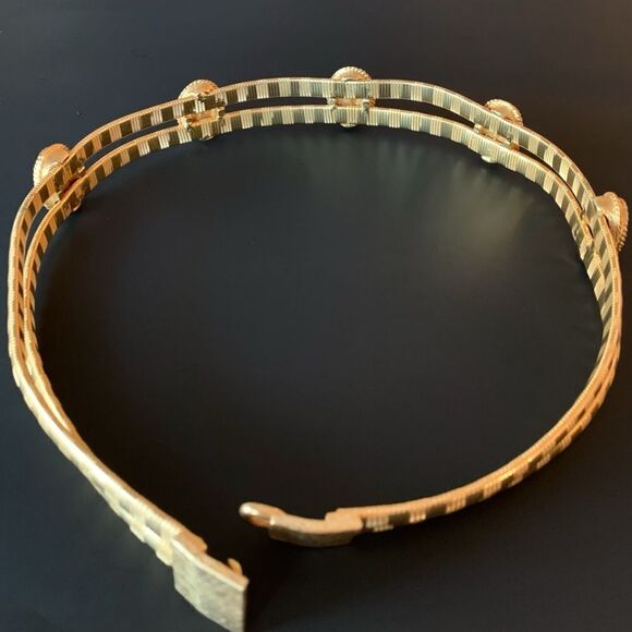 Vintage Accessocraft Gold Metal Black Cabochon Belt